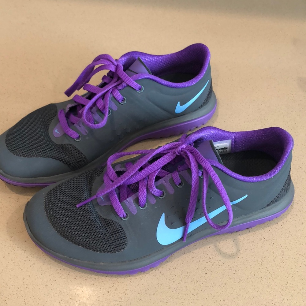 Great Woman’s Nike’s very lightweight